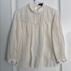 Beautiful white long-sleeves blouse.